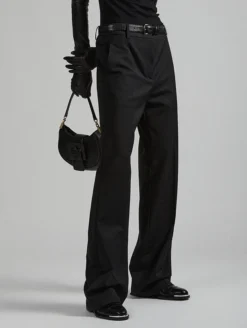 Sac "Kiss Me" En Cuir Noir -barbarabui Soldes Magasin AEG 10 look image 3