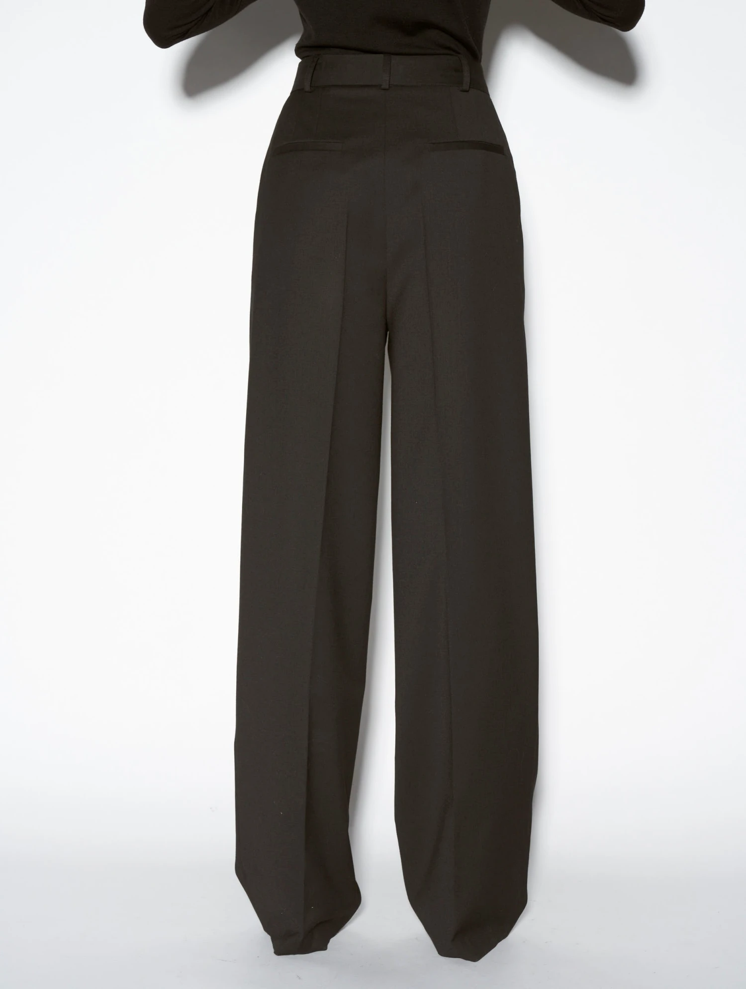 Pantalon Masculin à Plis En Gabardine Noir 4 Pantalon Masculin à Plis En Gabardine Noir – Image 4
