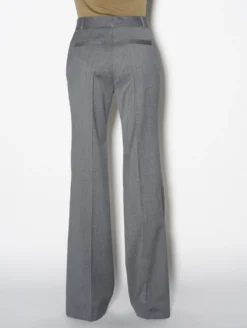 Pantalon Coupe Flare En Gabardine De Laine Gris -barbarabui Soldes Magasin C1620AEG 29 image 5 31382ff0 27b1 4981 a67b f69787257178