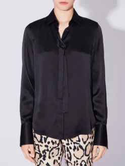 Chemise En Satin De Soie Lavallière Noire -barbarabui Soldes Magasin D1402HCA 10 additional image de6fe2df 875a 4d6b adb1 006a27da3b91