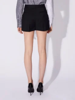 Short De Costume En Gabardine Laine Stretch Noir -barbarabui Soldes Magasin D1663AEG 10 image 4 3af2bf71 acd0 4ebf 8dc1 02780cbe7b67