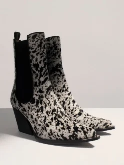 Boots élastiqués En Cuir Façon Poulain Imprimé 12 Boots élastiqués En Cuir Façon Poulain Imprimé -barbarabui Soldes Magasin Def BBUI Avril2412504 copie