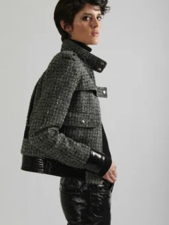 Blouson En Tweed Bouclette Et Cuir Verni