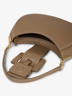 Sac "Kiss Me" En Cuir Mastic -barbarabui Soldes Magasin E6650VMD 41 image 05 1277ec61 9f2f 4c02 82e5 f0b8e9f07de4