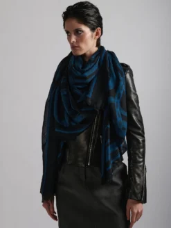 Foulard Imprimé Snake Bleu Et Noir