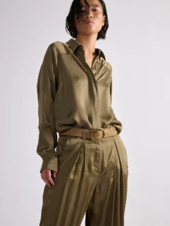 Chemise En Satin De Viscose Léger Kaki
