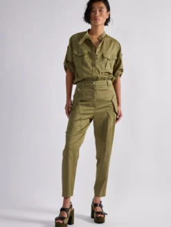 Chemise à Poches Plaquées En Satin Mercerisé Kaki