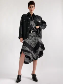 Jupe Foulard En Twill De Soie Imprimé Bandana 13 Jupe Foulard En Twill De Soie Imprimé Bandana -barbarabui Soldes Magasin barbara bui F1511FRS 1011 image 6 2266723a 8f3f 4b21 93db ede392ac0853