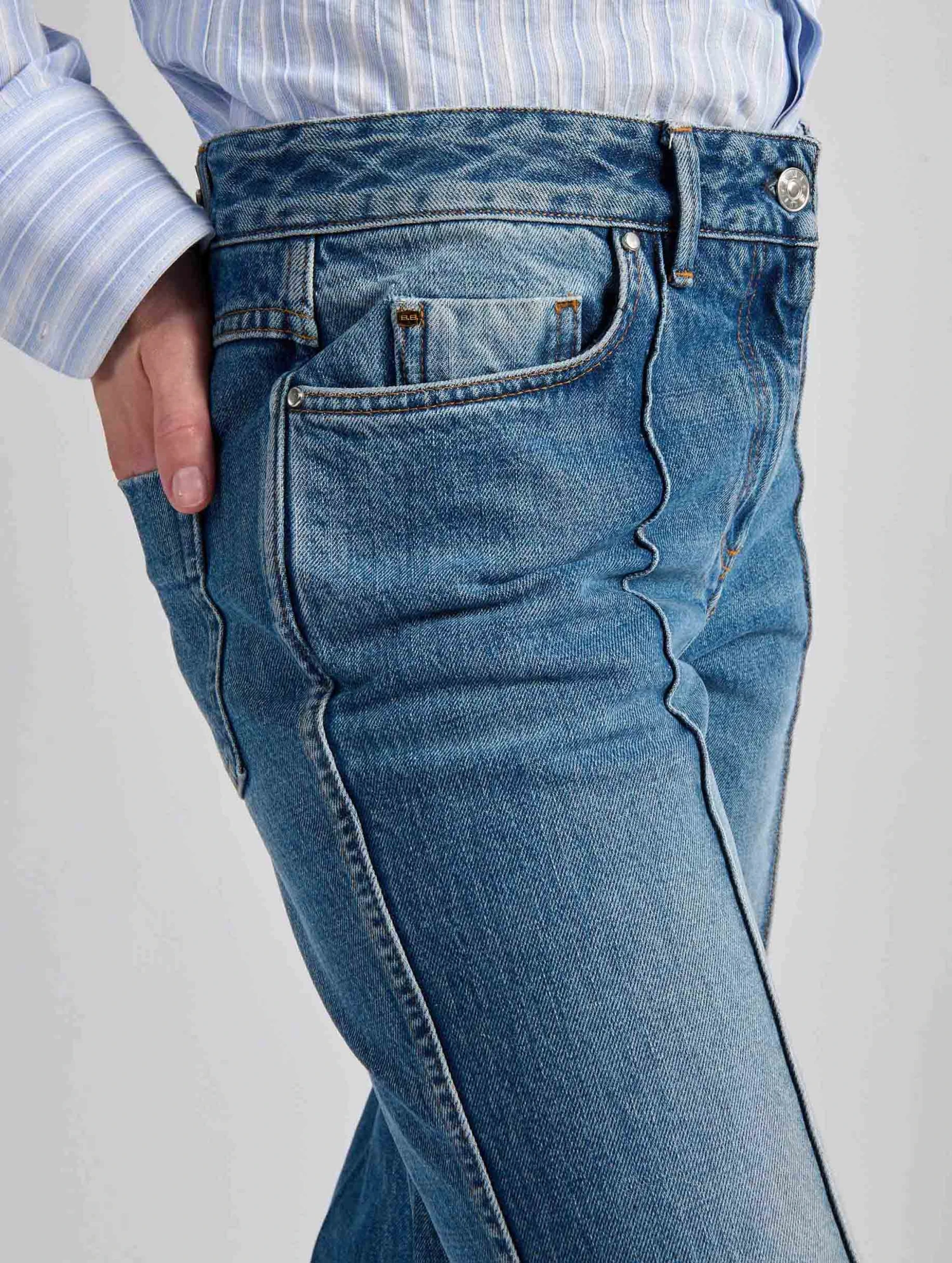 Jean Flare En Denim Bleu 4 Jean Flare En Denim Bleu – Image 4