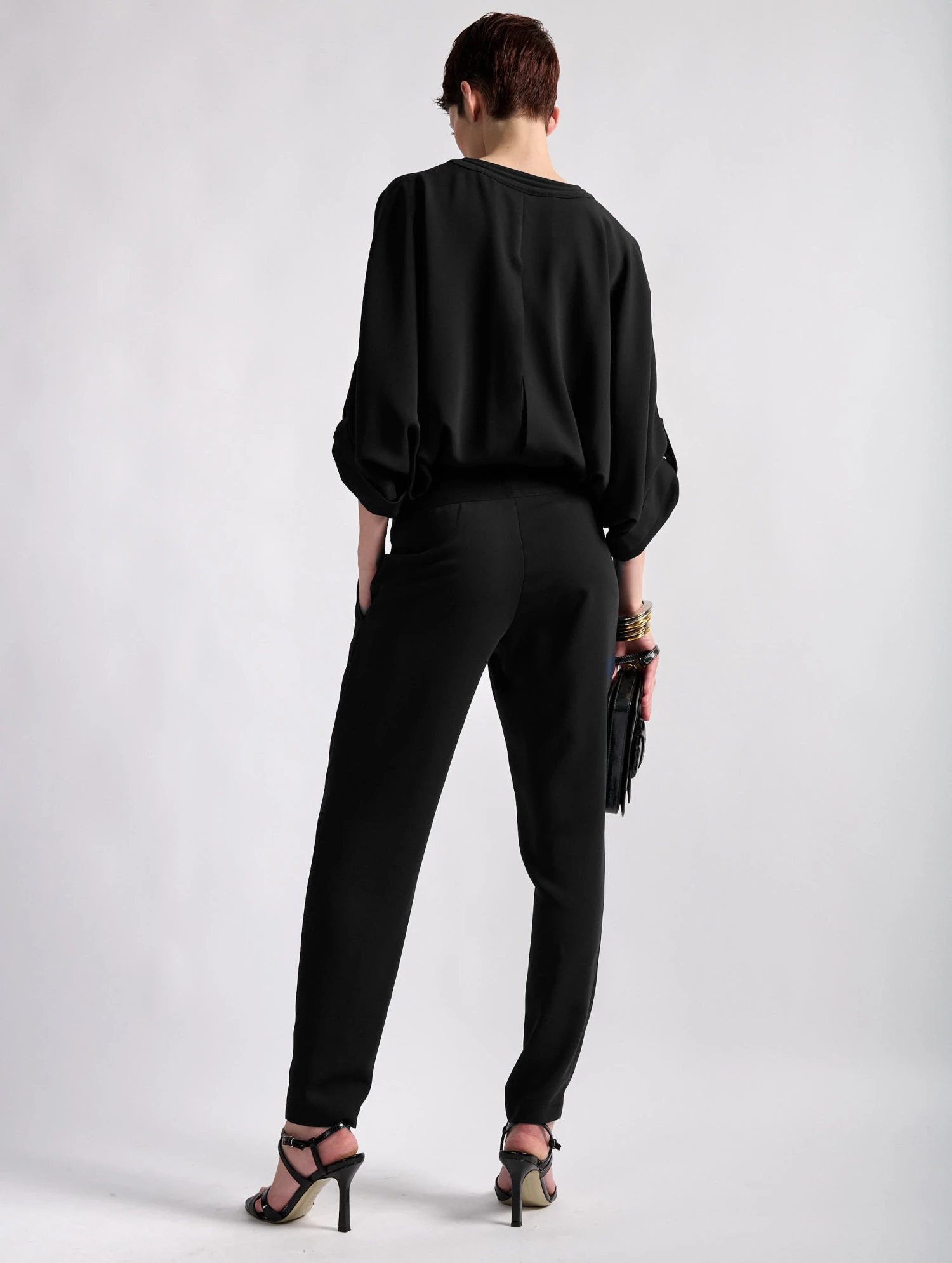 Combinaison En Crêpe Fluide Noir 2 Combinaison En Crêpe Fluide Noir – Image 2