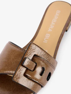 Mules En Cuir Verni Taupe -barbarabui Soldes Magasin barbara bui F5215NBC 41 image 4 fb9d6276 6491 43c1 b01d c0a2f06b93e1
