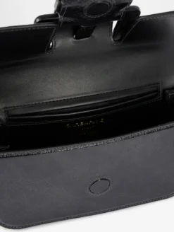 Petit Sac "Like Me" En Cuir Verni Marine -barbarabui Soldes Magasin barbara bui F6620NBC 45 image 5 55ba95c3 b55b 4827 939c 27dbbaaecdcc